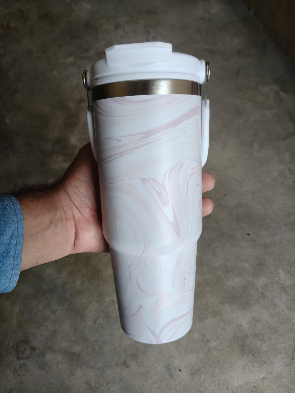 Strawsip Insulated Tumbler with Handle & Straw - Image 9