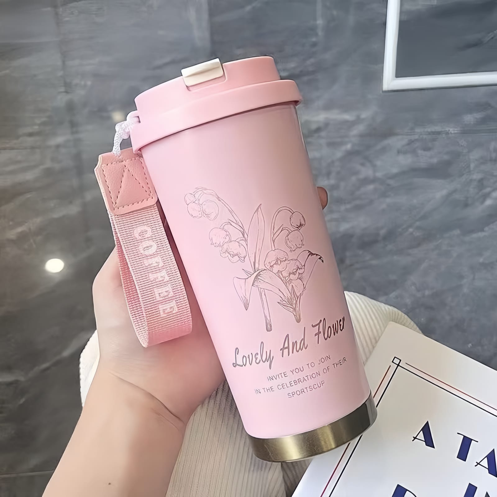 Stylish Coffee Tumblers with Handle 500 ml - Image 5